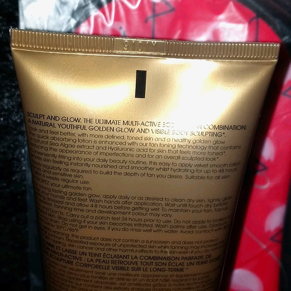 St.Tropez sculpt & glow + Sunless tan applicator - Picture 2 of 2